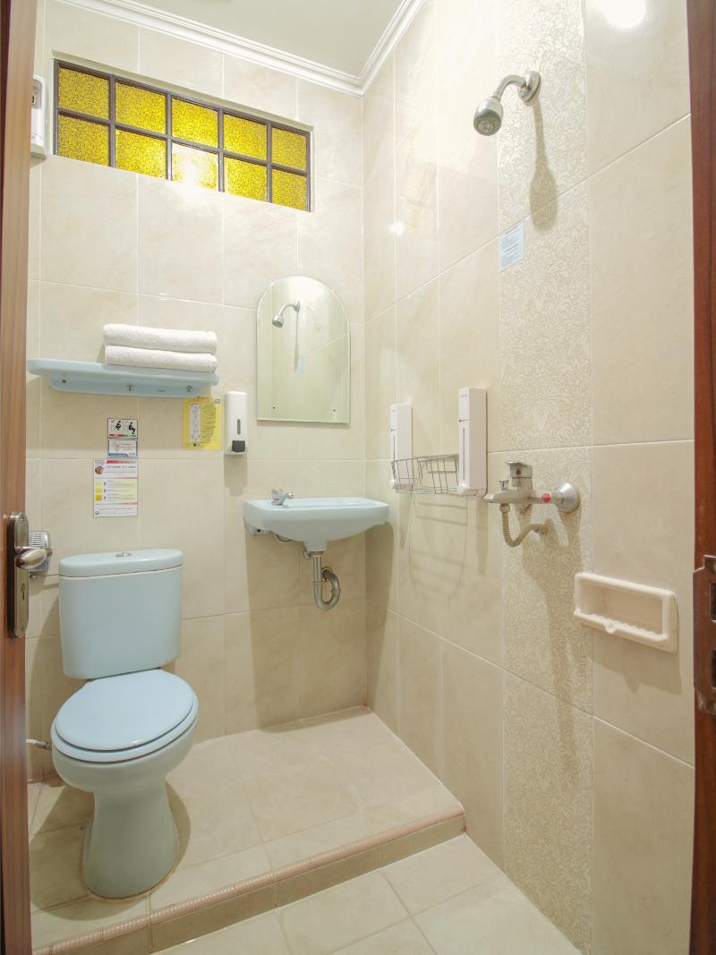 Vaccinated Staff - Oyo 352 Homestay Sabang 万隆 外观 照片